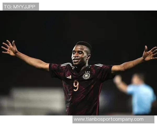 德国U21主帅寄语卡尔希望其展现个人风格并在球队中扎根